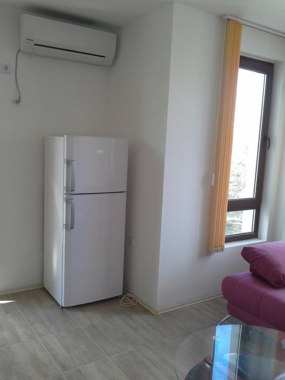 Burgas Sarafovo Apartment Exterior photo