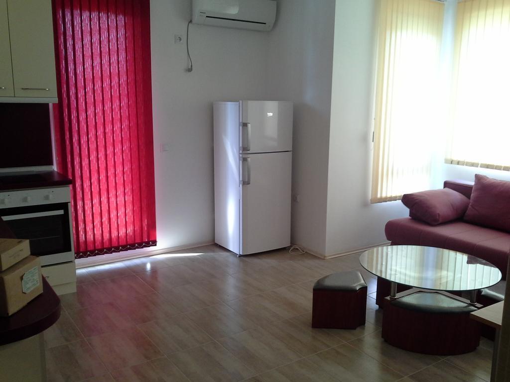 Burgas Sarafovo Apartment Exterior photo